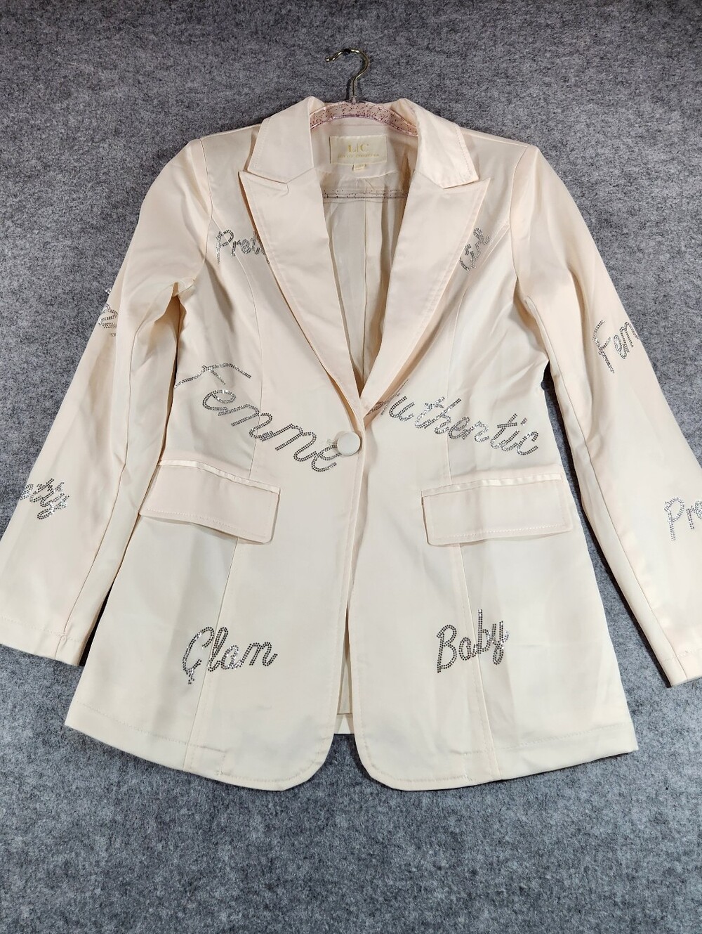 Ivory-Peach Embellished Single-Button Blazer